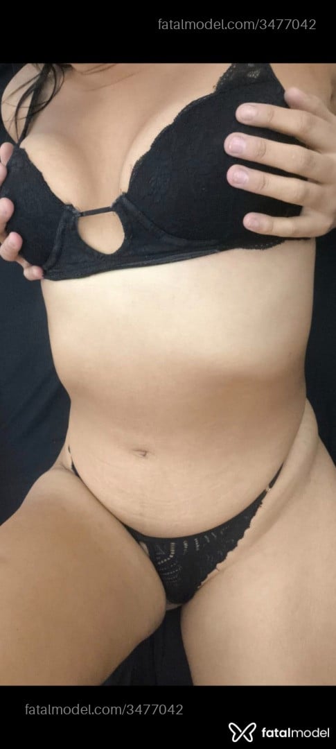 Acompanhante mulher morena (o) de olhos castanhos - Gabriela