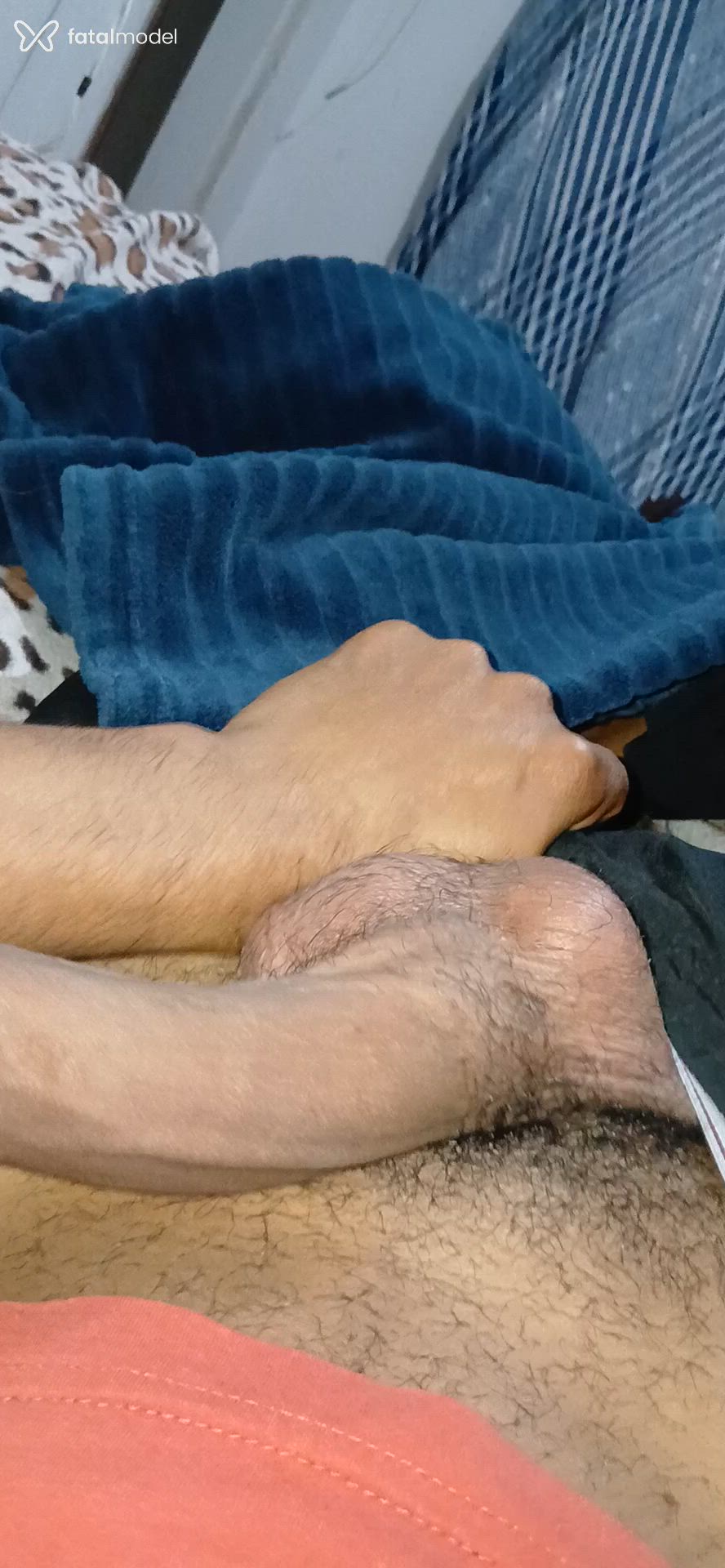 Acompanhante homem morena (o) de olhos pretos - Biarivodotado
