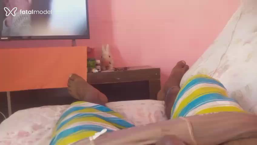 Acompanhante homem morena (o) de olhos castanhos - Cheomar