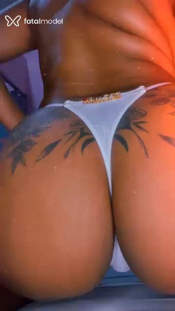 Acompanhante mulher com cabelo castanho de olhos castanhos - Natasha