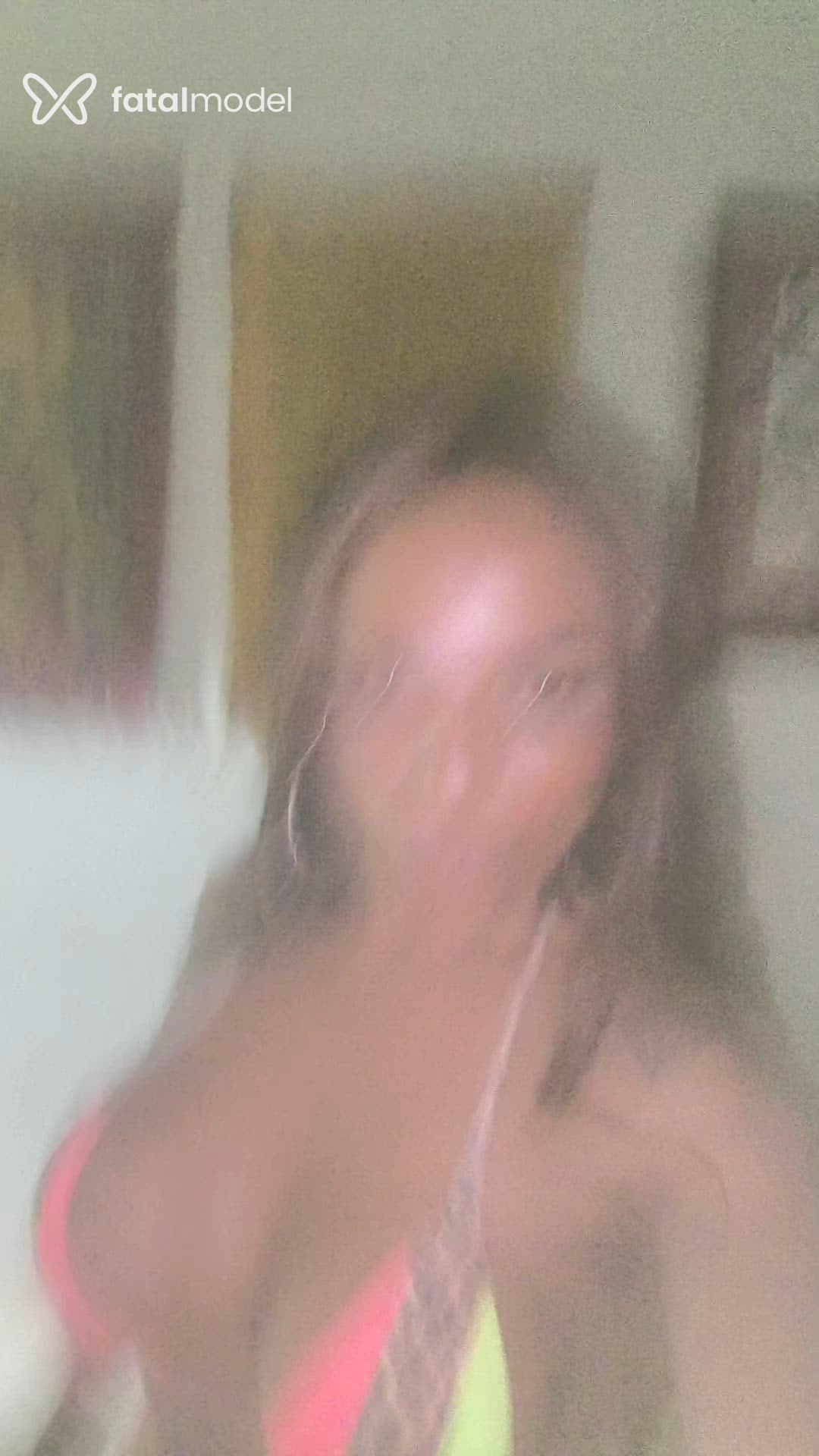 Acompanhante travesti morena (o) de olhos mel - JhesikaBombom