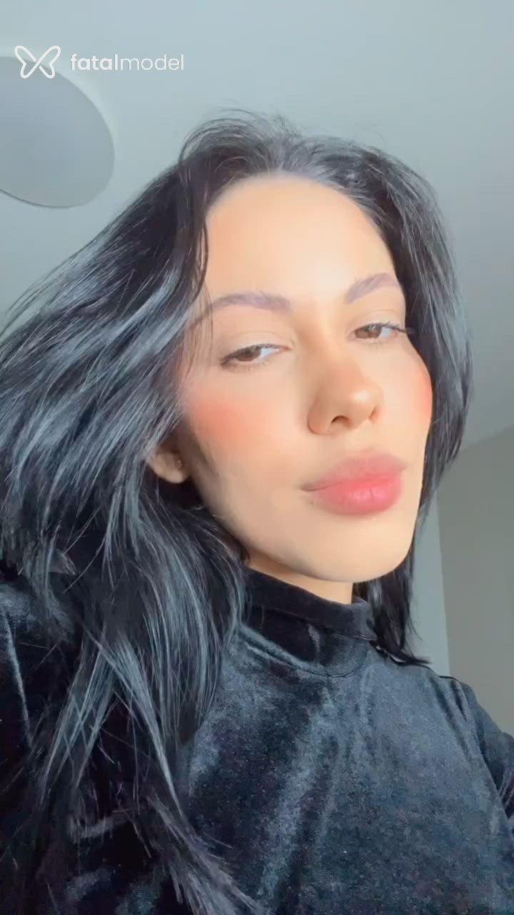 Acompanhante mulher morena (o) de olhos castanhos - Luy Acompanhante mulher morena (o) de olhos castanhos - Luy