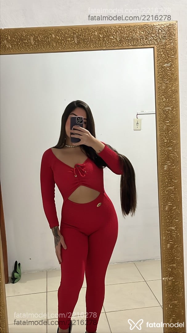 Acompanhante mulher morena (o) de olhos castanhos - Raponzel