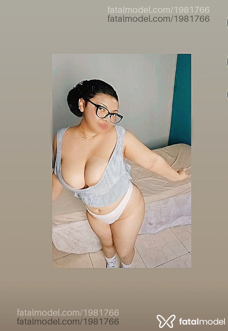 Acompanhante mulher morena (o) de olhos castanhos - Sophia Ayumi