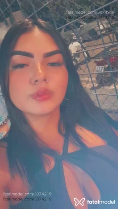 Acompanhante mulher morena (o) de olhos castanhos - Livia
