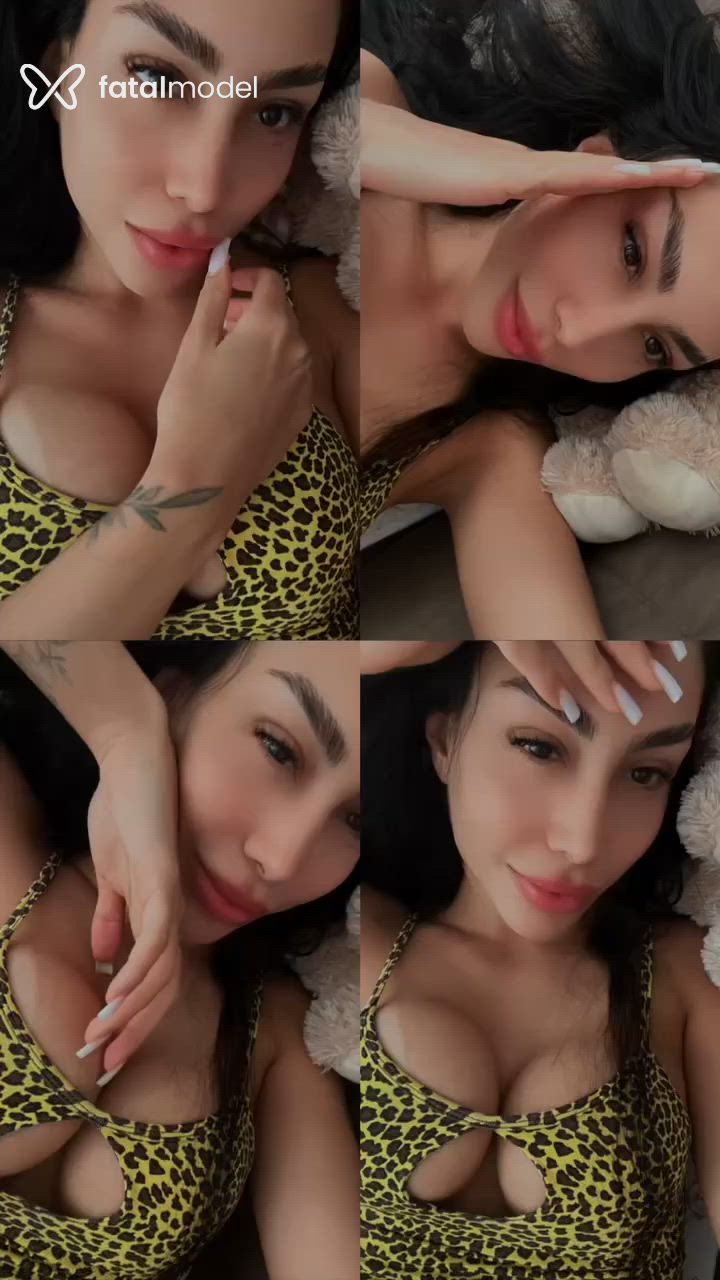 Acompanhante mulher morena (o) de olhos castanhos - Karen