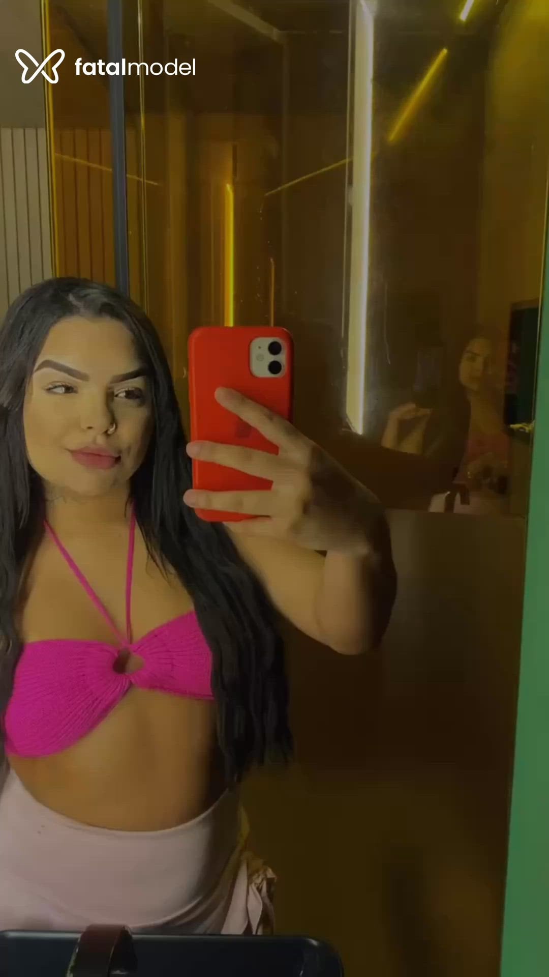 Acompanhante mulher morena (o) de olhos castanhos - Ana Paula