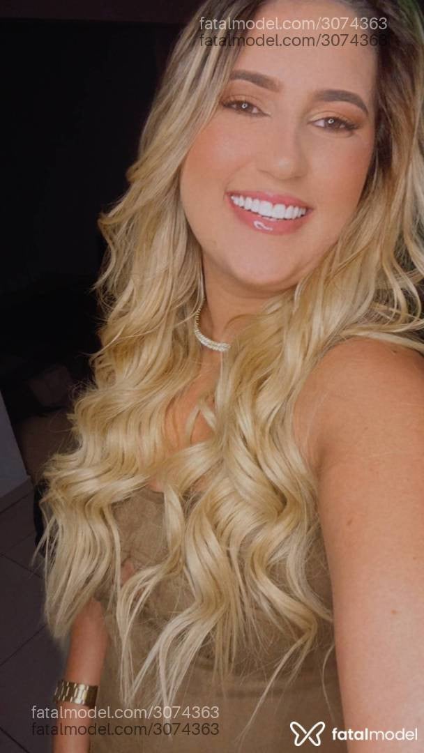 Acompanhante mulher loira (o) de olhos castanhos em Goiânia - Camila Queiroz
