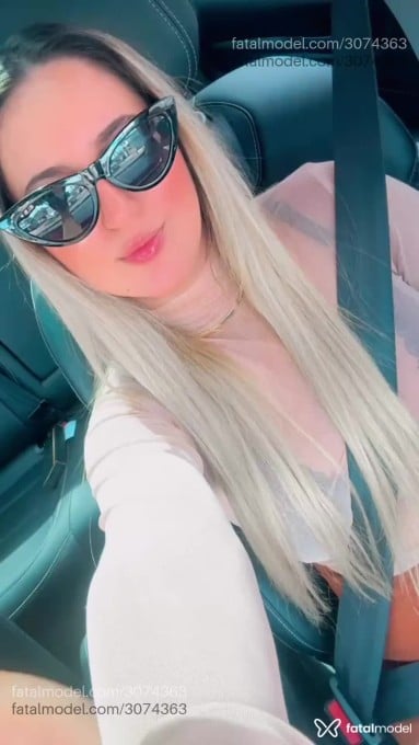 Acompanhante mulher loira (o) de olhos castanhos em Goiânia - Camila Queiroz