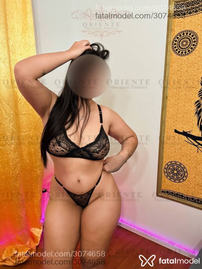 Acompanhante mulher morena (o) de olhos castanhos - Vanessa Ferraz