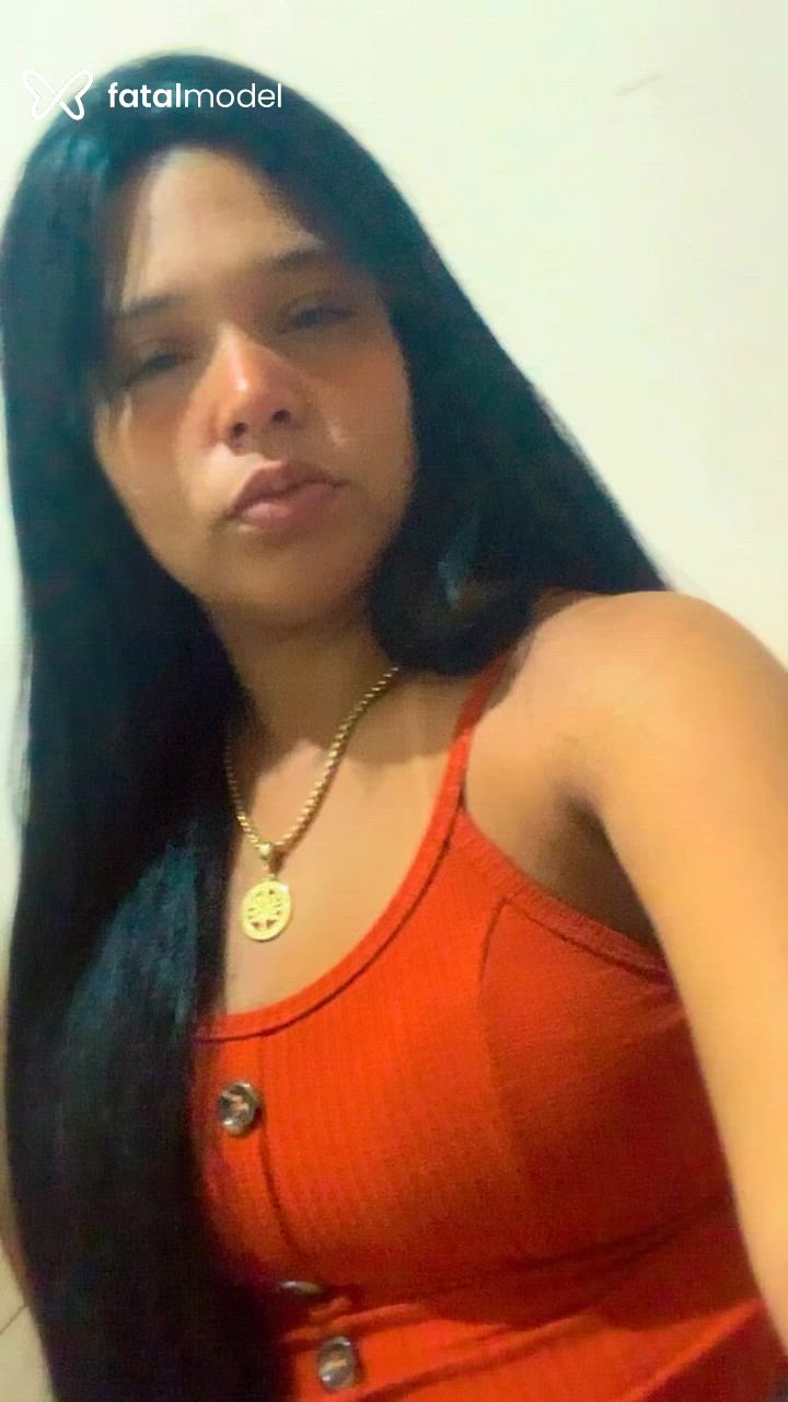 Acompanhante mulher com cabelo castanho de olhos verdes - Lavínia Castro Acompanhante mulher com cabelo castanho de olhos verdes - Lavínia Castro