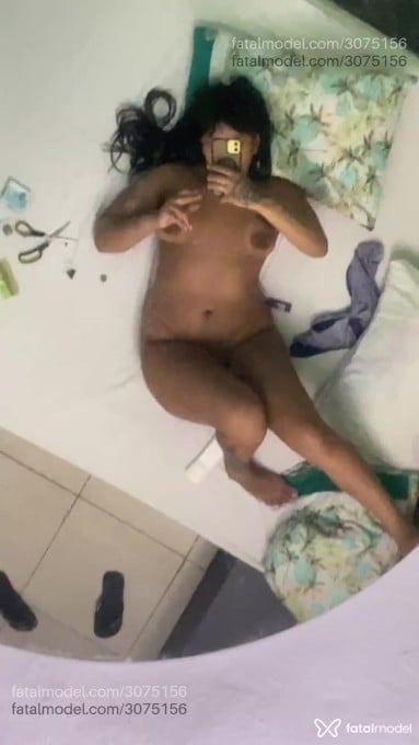 Acompanhante mulher morena (o) de olhos castanhos em Bom Despacho Acompanhante mulher morena (o) de olhos castanhos em Bom Despacho - Luaaa