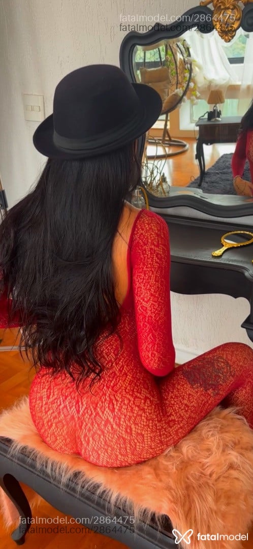 Acompanhante mulher morena (o) de olhos castanhos - Melissa Aguiar Acompanhante mulher morena (o) de olhos castanhos - Melissa Aguiar