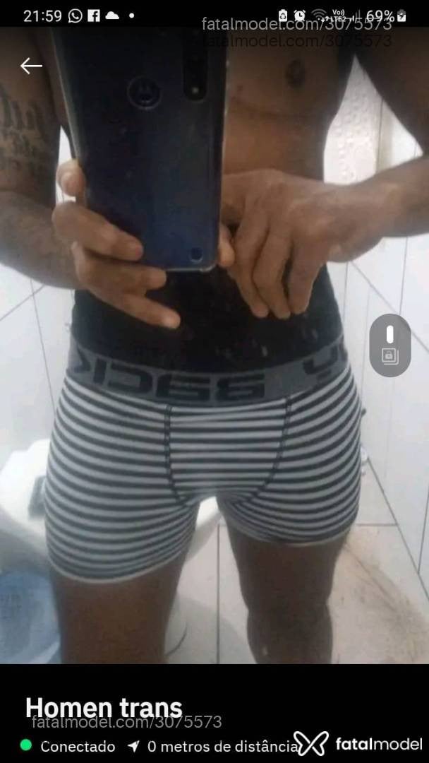 Acompanhante homem trans morena (o) de olhos castanhos em Porto Alegre - Henrique