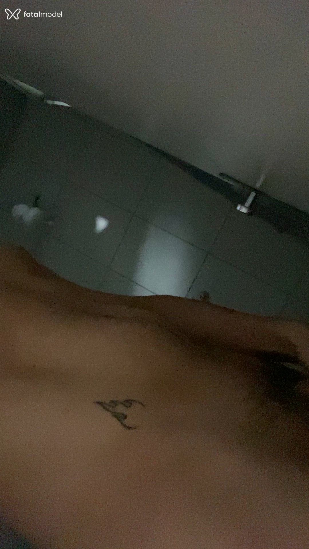 Acompanhante homem com cabelo castanho de olhos castanhos - Lucas