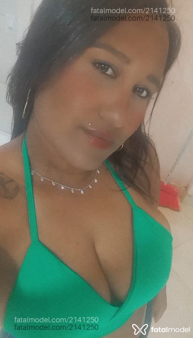 Acompanhante mulher morena (o) de olhos castanhos - Lorrayne