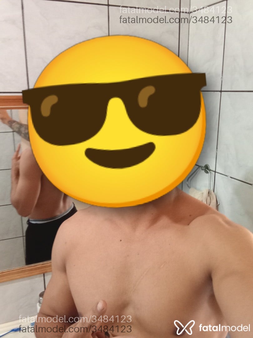 Acompanhante homem morena (o) de olhos castanhos - Cristiano