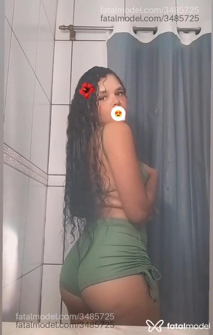 Acompanhante mulher com cabelo castanho de olhos castanhos - Mylle