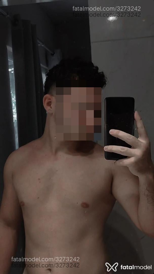 Acompanhante homem morena (o) de olhos castanhos - CMoraes