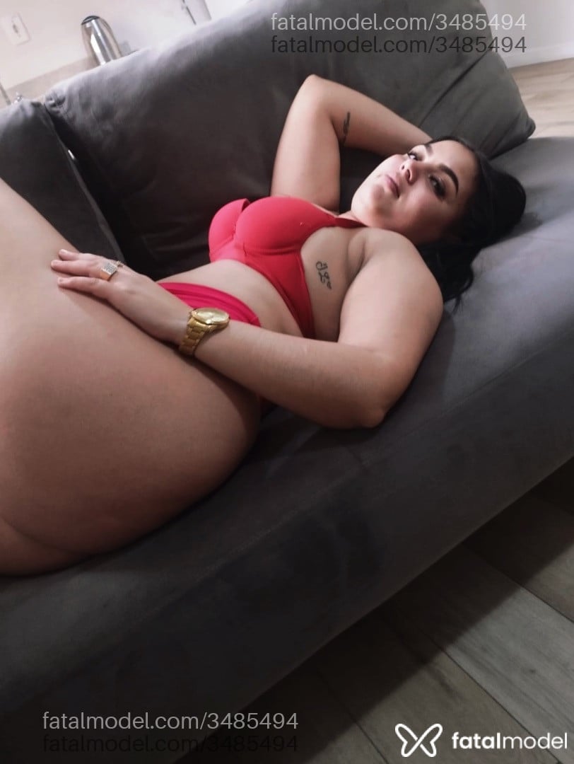 Acompanhante mulher morena (o) de olhos castanhos - Dudinhaa Lins