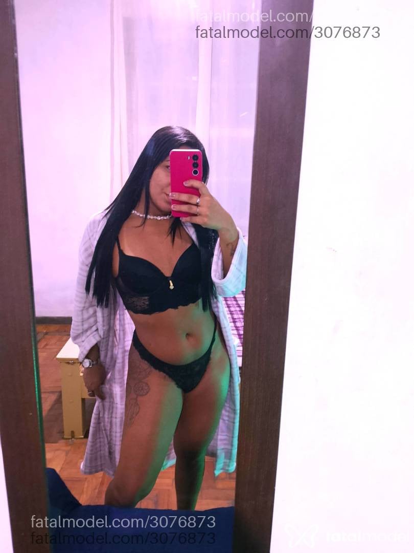 Acompanhante mulher morena (o) de olhos castanhos em Petrópolis - Vicky
