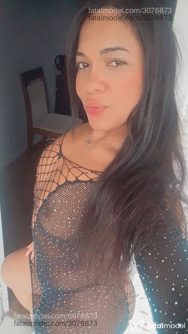 Acompanhante mulher morena (o) de olhos castanhos - Vicky
