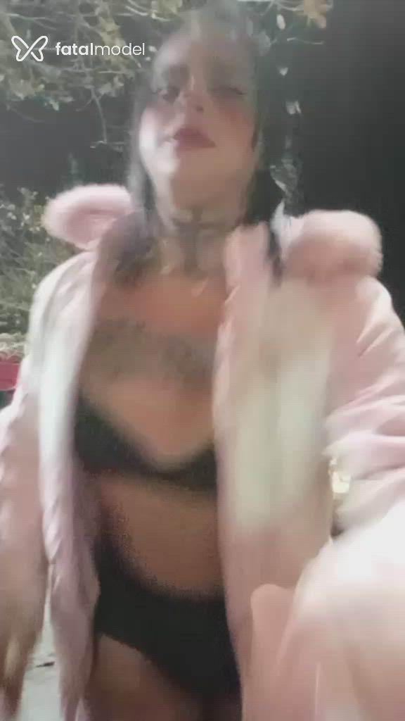 Acompanhante mulher trans morena (o) de olhos castanhos - Luana Faria
