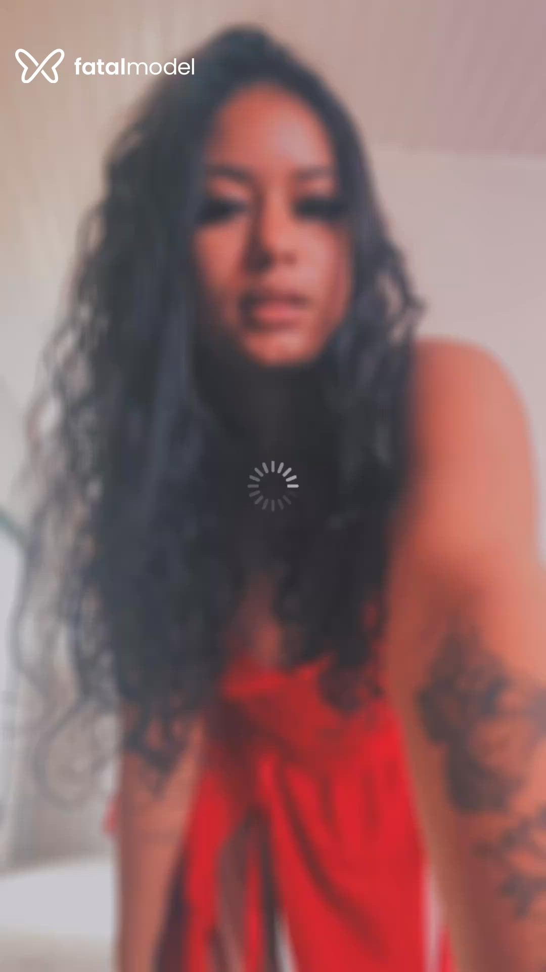 Acompanhante mulher morena (o) de olhos pretos - Sabrina