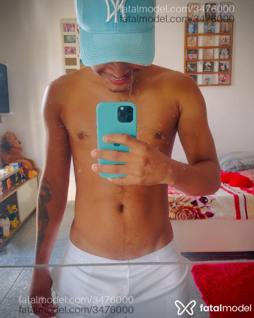 Acompanhante homem morena (o) de olhos pretos - Javier