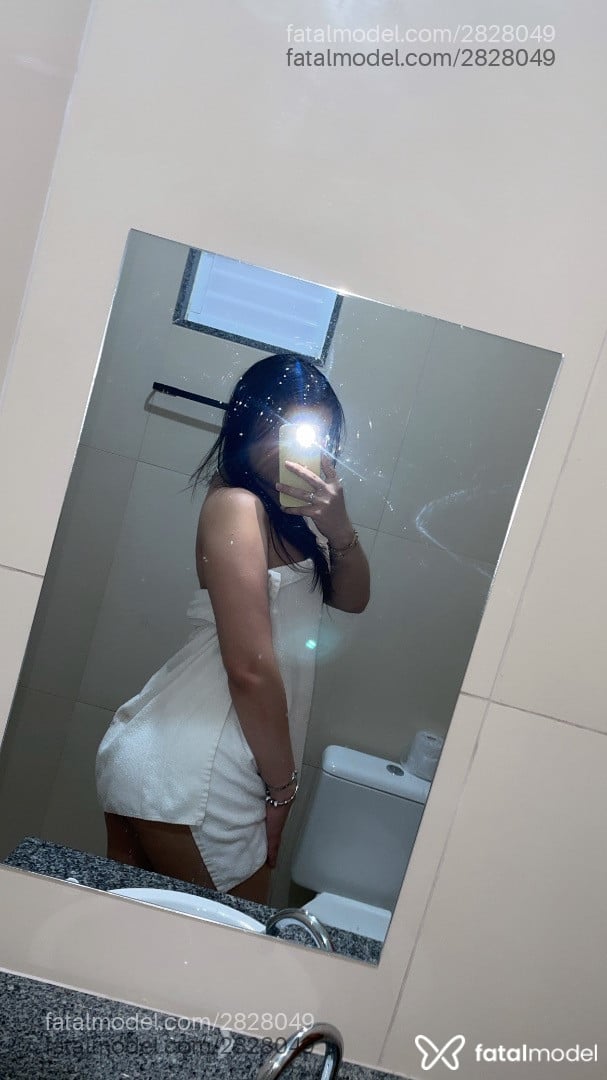 Acompanhante mulher trans morena (o) de olhos castanhos - Anne Linhares