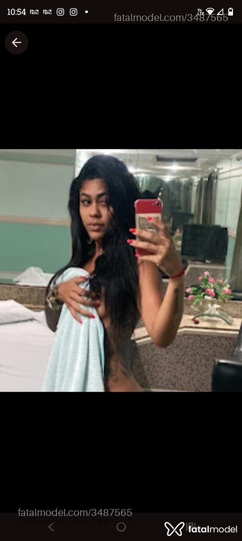 Acompanhante mulher morena (o) de olhos castanhos - Nicolly Brum
