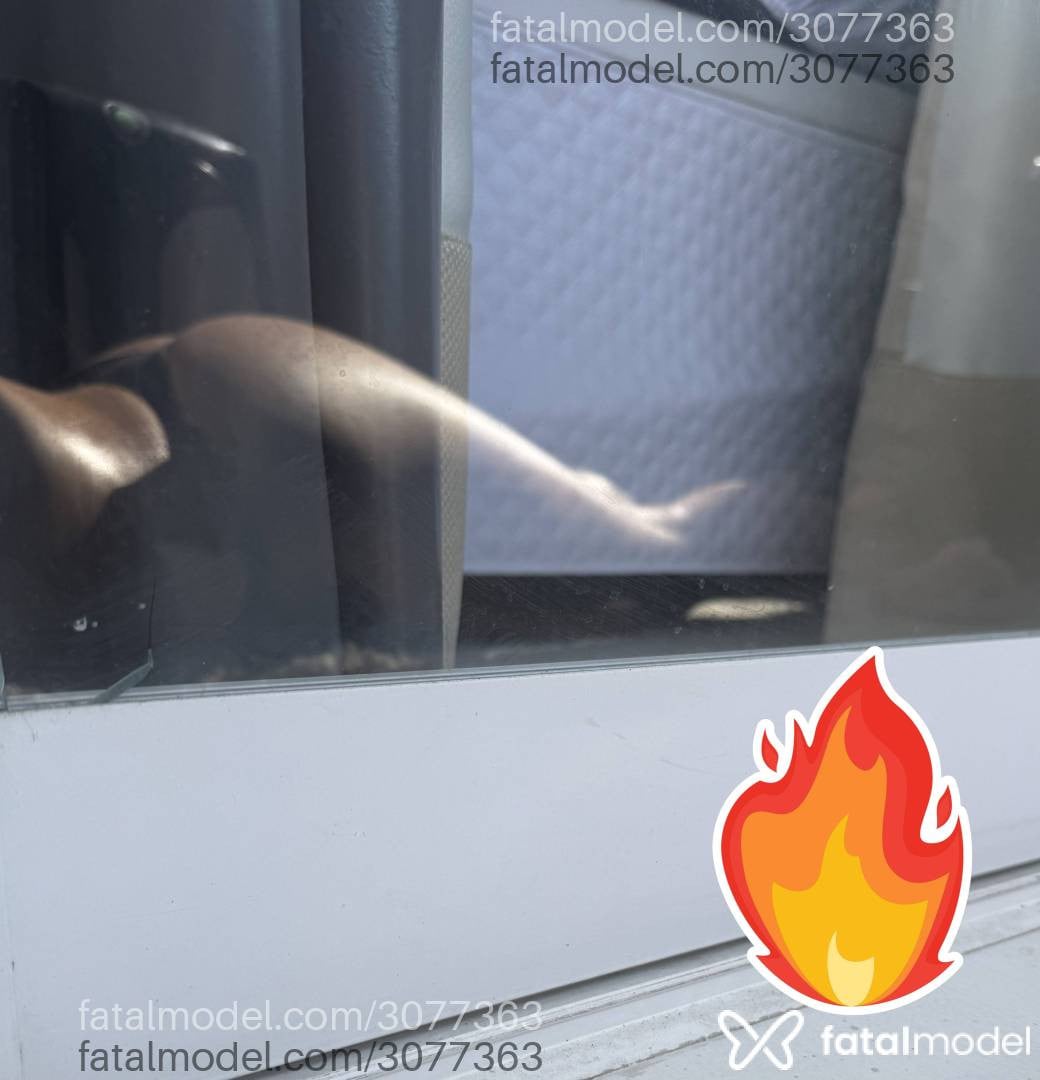 Acompanhante mulher com cabelo castanho de olhos castanhos em Blumenau - Michella