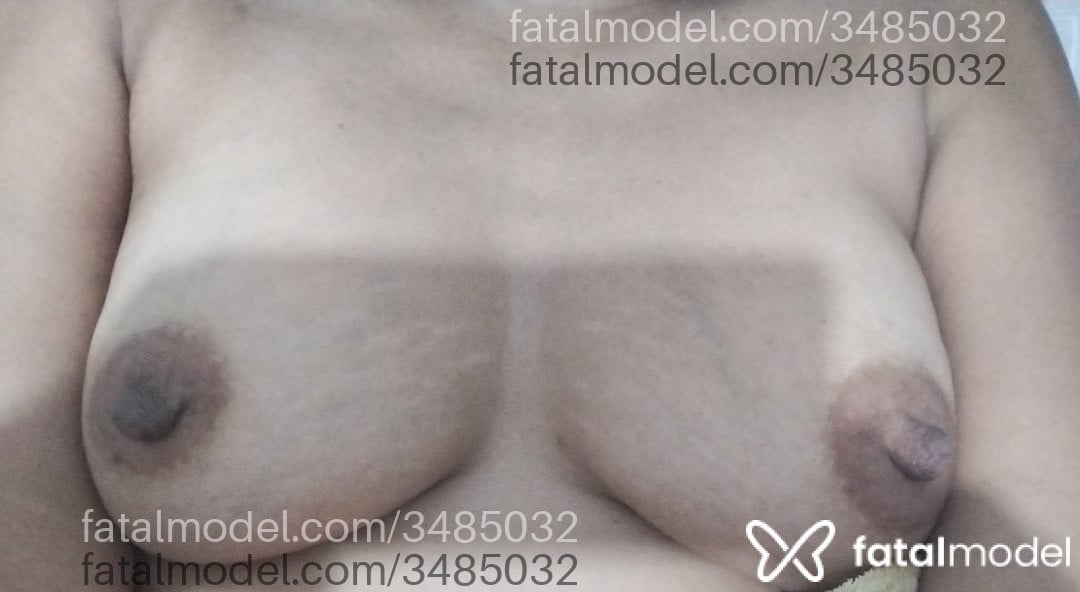 Acompanhante mulher com cabelo castanho de olhos castanhos - Pamela