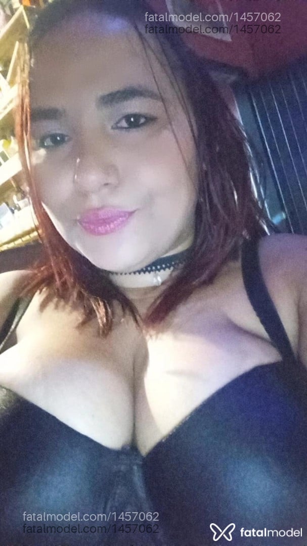 Acompanhante mulher morena (o) de olhos castanhos - Janny