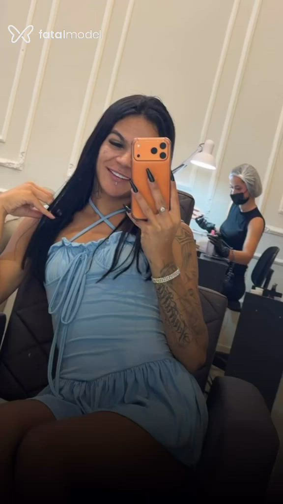 Acompanhante mulher trans morena (o) de olhos castanhos - Ana Júlya
