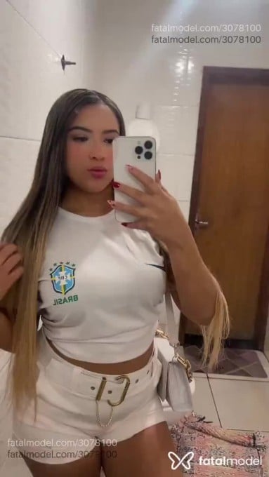 Acompanhante mulher morena (o) de olhos castanhos em Congonhas - Sofia