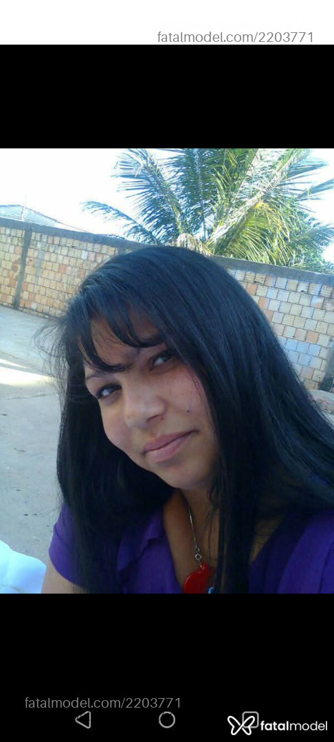 Acompanhante mulher morena (o) de olhos mel - Kellybonde
