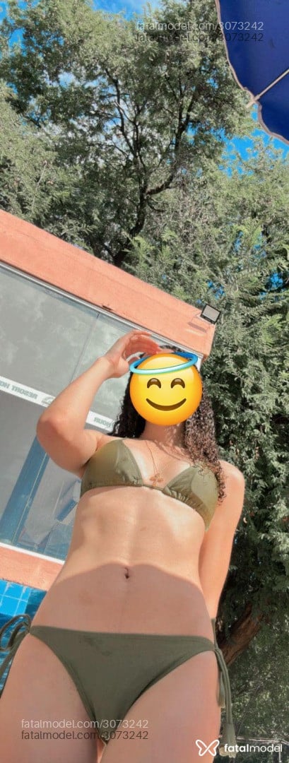 Acompanhante mulher morena (o) de olhos castanhos - Melissa
