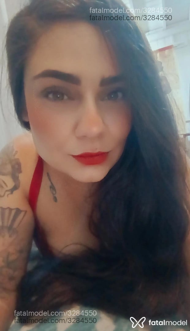 Acompanhante mulher morena (o) de olhos mel - Gabriely