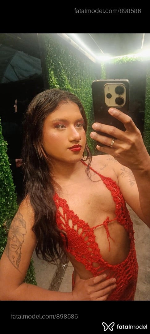 Acompanhante homem trans morena (o) de olhos pretos - Belinha Acriana