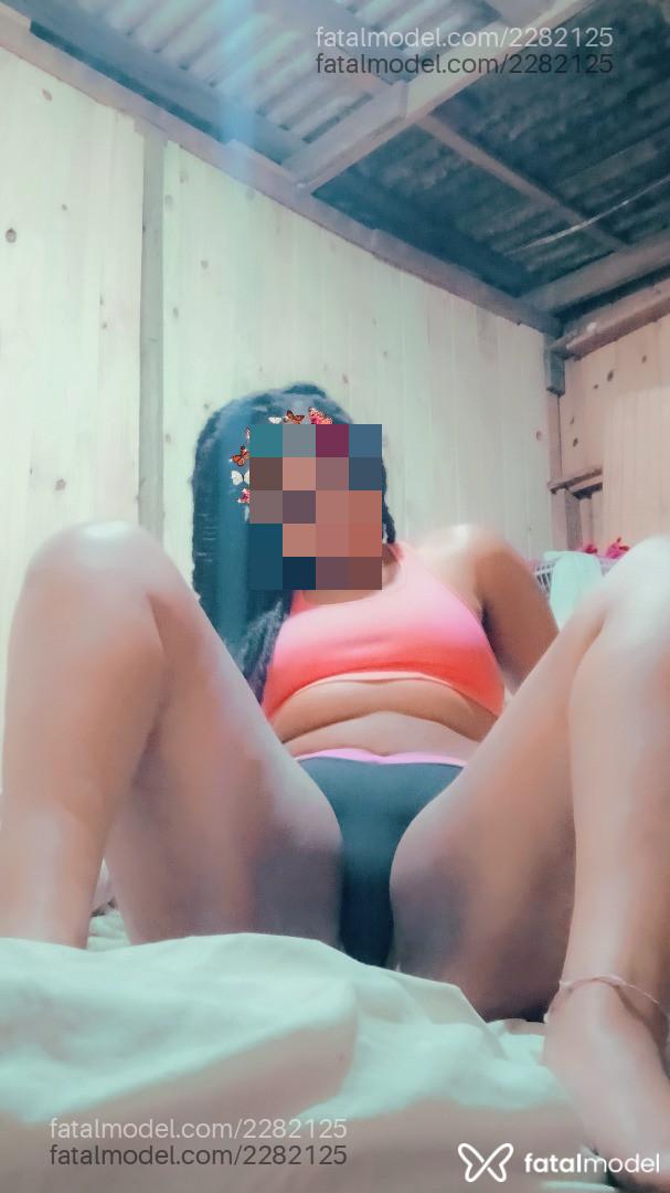 Acompanhante mulher morena (o) de olhos castanhos - Aninhaputinha