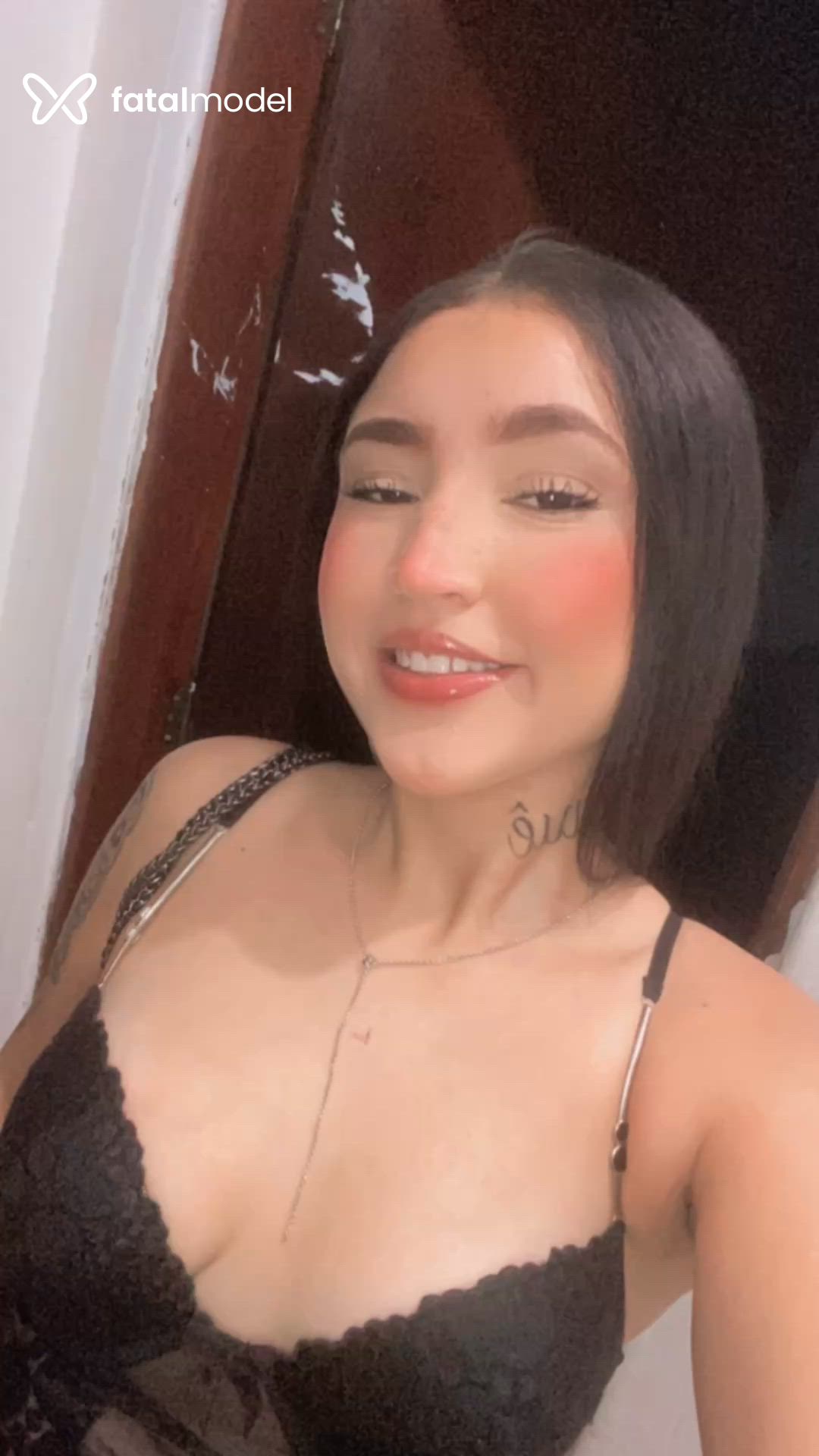Acompanhante mulher morena (o) de olhos castanhos - Gabrielly