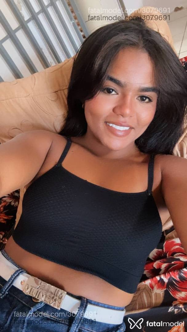 Acompanhante mulher morena (o) de olhos castanhos em Rio Verde - Francielly