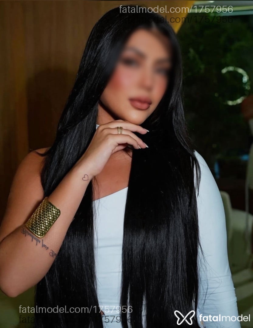 Acompanhante mulher morena (o) de olhos pretos - Aylla Monteiro