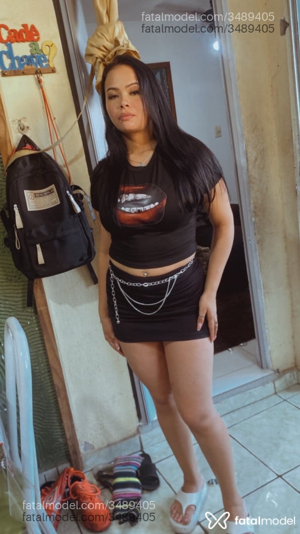 Acompanhante mulher morena (o) de olhos castanhos - Larissa Acompanhante mulher morena (o) de olhos castanhos - Larissa