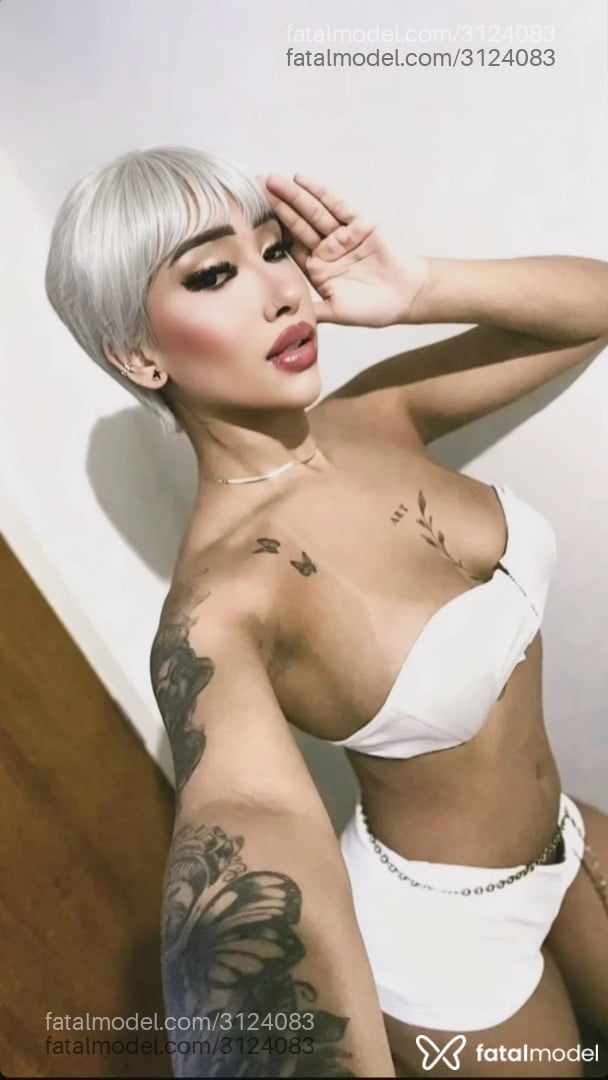 Acompanhante mulher morena (o) de olhos castanhos - Agatha