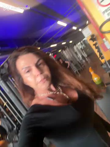Acompanhante travesti com cabelo castanho de olhos castanhos - Fernanda Amaral