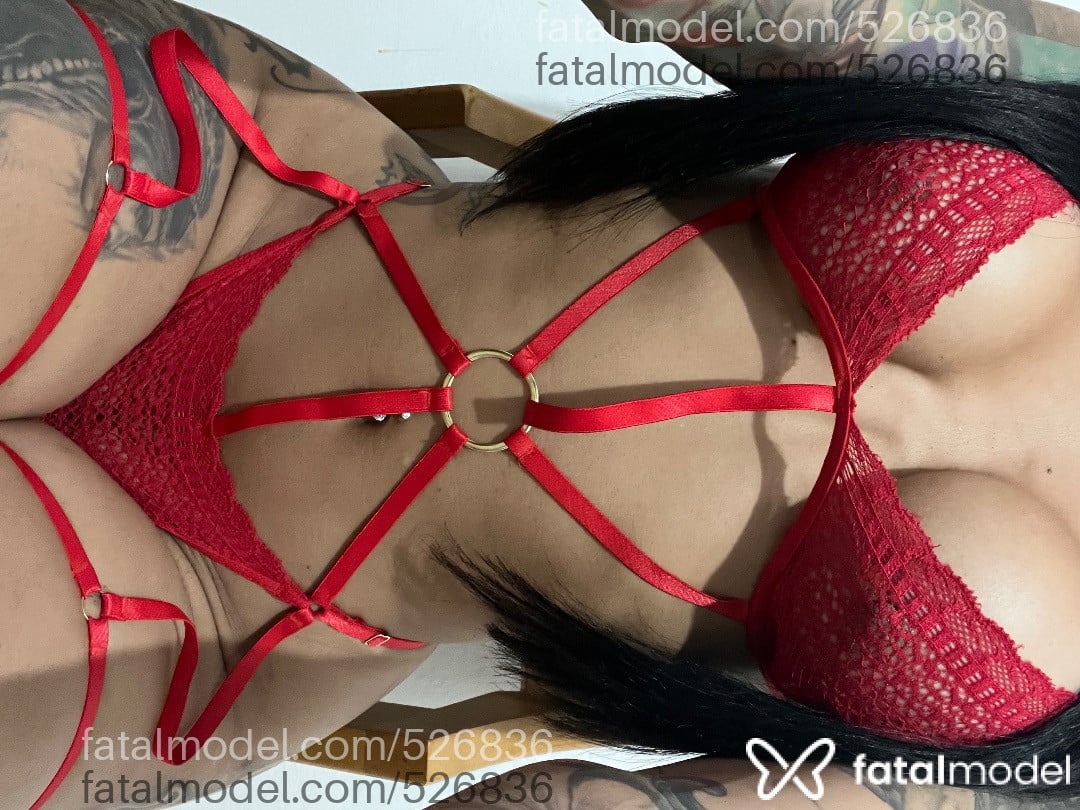 Acompanhante travesti morena (o) de olhos castanhos - Larissa Manoela