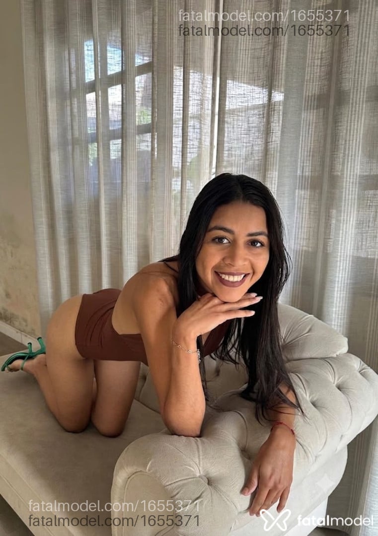 Acompanhante mulher morena (o) de olhos castanhos - Bianca Lima Acompanhante mulher morena (o) de olhos castanhos - Bianca Lima