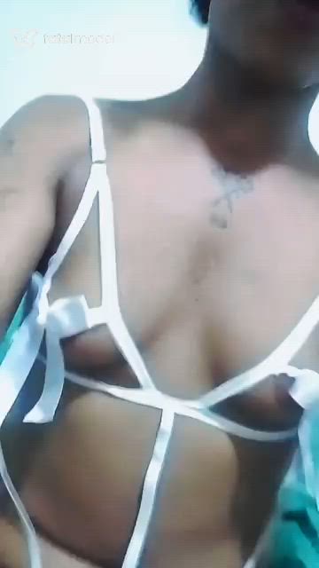 Acompanhante mulher trans morena (o) de olhos castanhos - Isis Lorrany